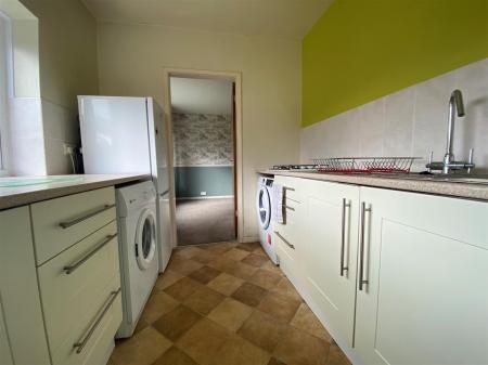 Kitchen 1.jpg