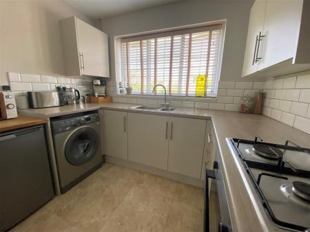 Kitchen 3.jpg