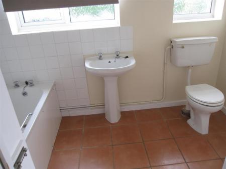 Bathroom.JPG