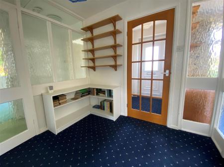 Hallway.jpg