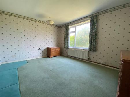 Bedroom 1.2.jpg