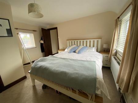 Bedroom 2.4.jpg