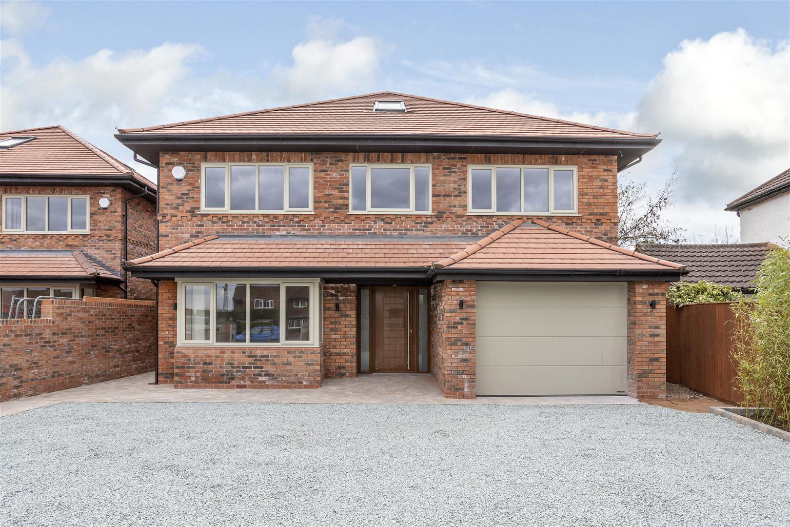 6 bedroom House for sale in HenleyInArden