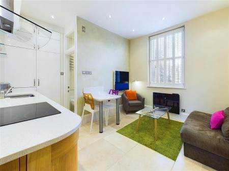 SITTING/DINING ROOM/KITCHEN