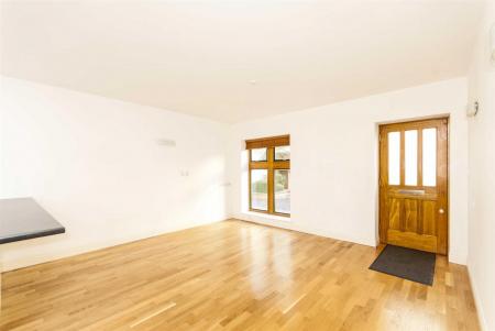 OPEN PLAN LIVING ROOM