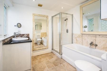 En-suite Bathroom