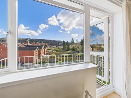 Balcony & Views