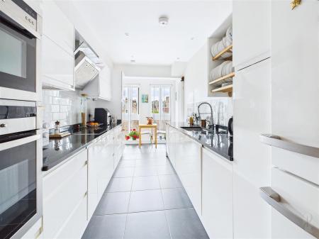 Kitchen / Diner