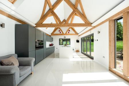 Kitchen_1.jpg