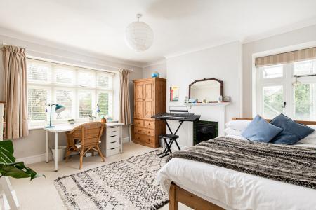 Bedroom4.jpg