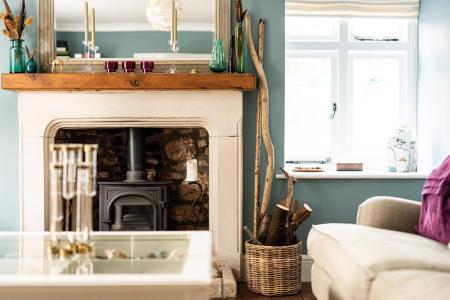 Sitting_Room_3.jpg