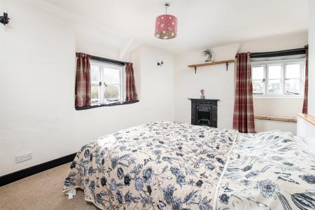 Bedroom3_1.jpg
