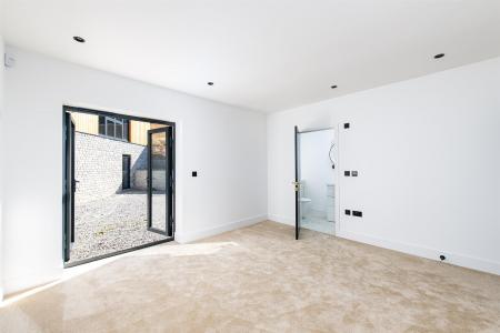 Bedroom3_1.jpg