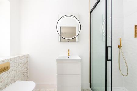 Bedroom3_Ensuite_1.jpg
