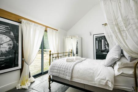 29 Apartment Bedroom.jpg