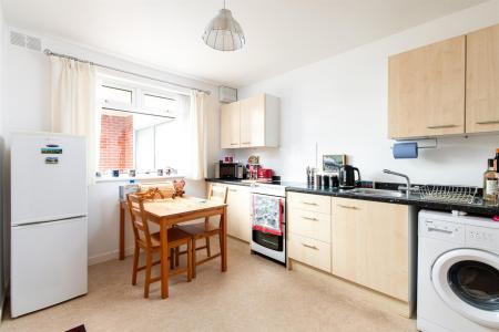 Flat_Kitchen.jpg