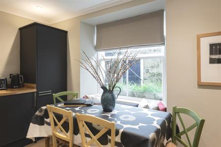 5 Daniel Street ph3 copy.jpg