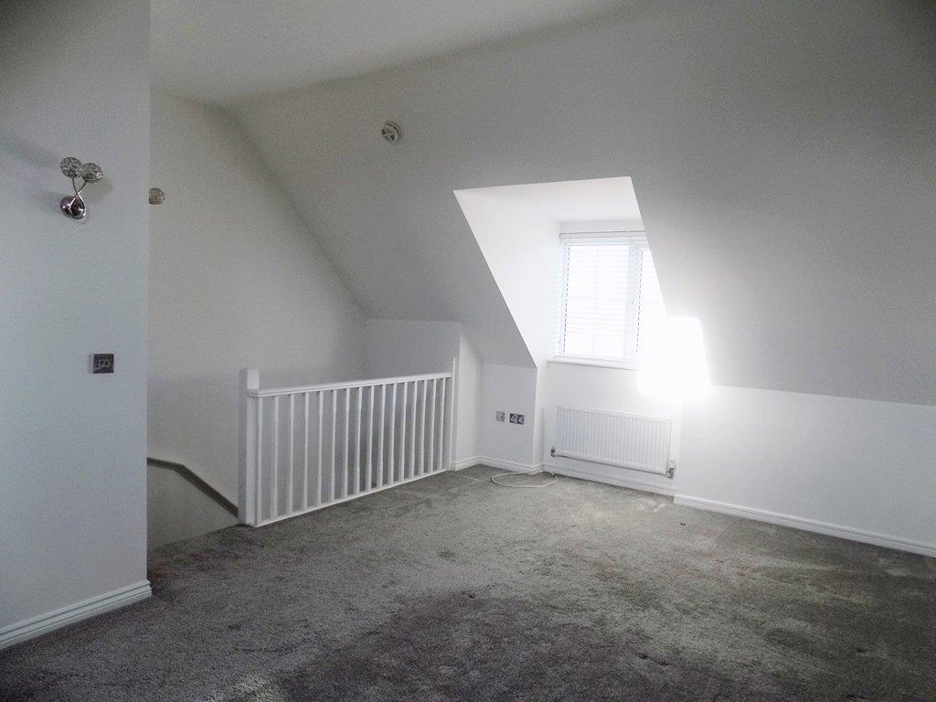 3 bedroom SemiDetached House for rent in Northampton