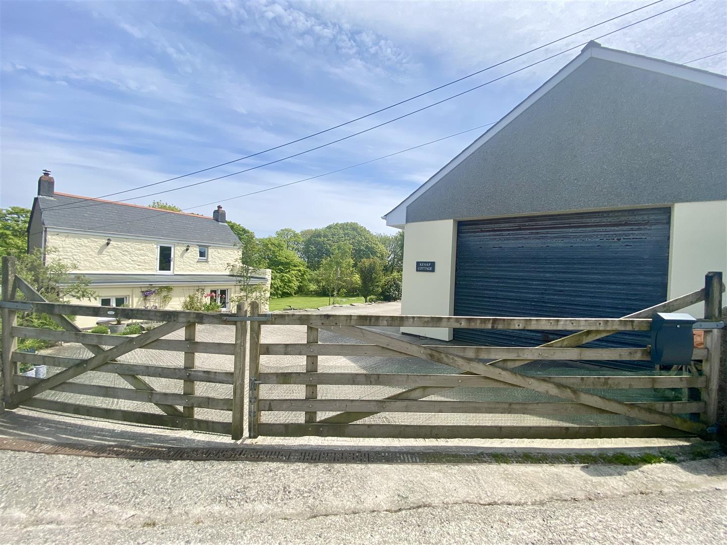 3 bedroom Detached House for sale in Wendron