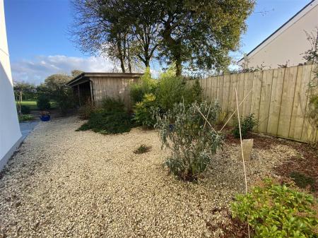 Side garden