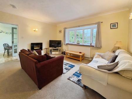 Annexe living room