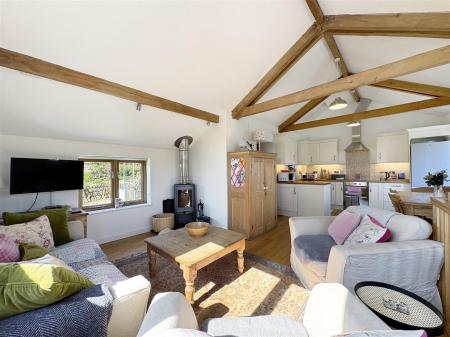 Lounge/diner/kitchen