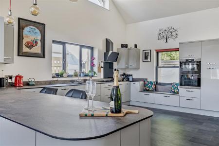 Main house open plan living area/Kitchen