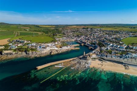 Drone Porthleven