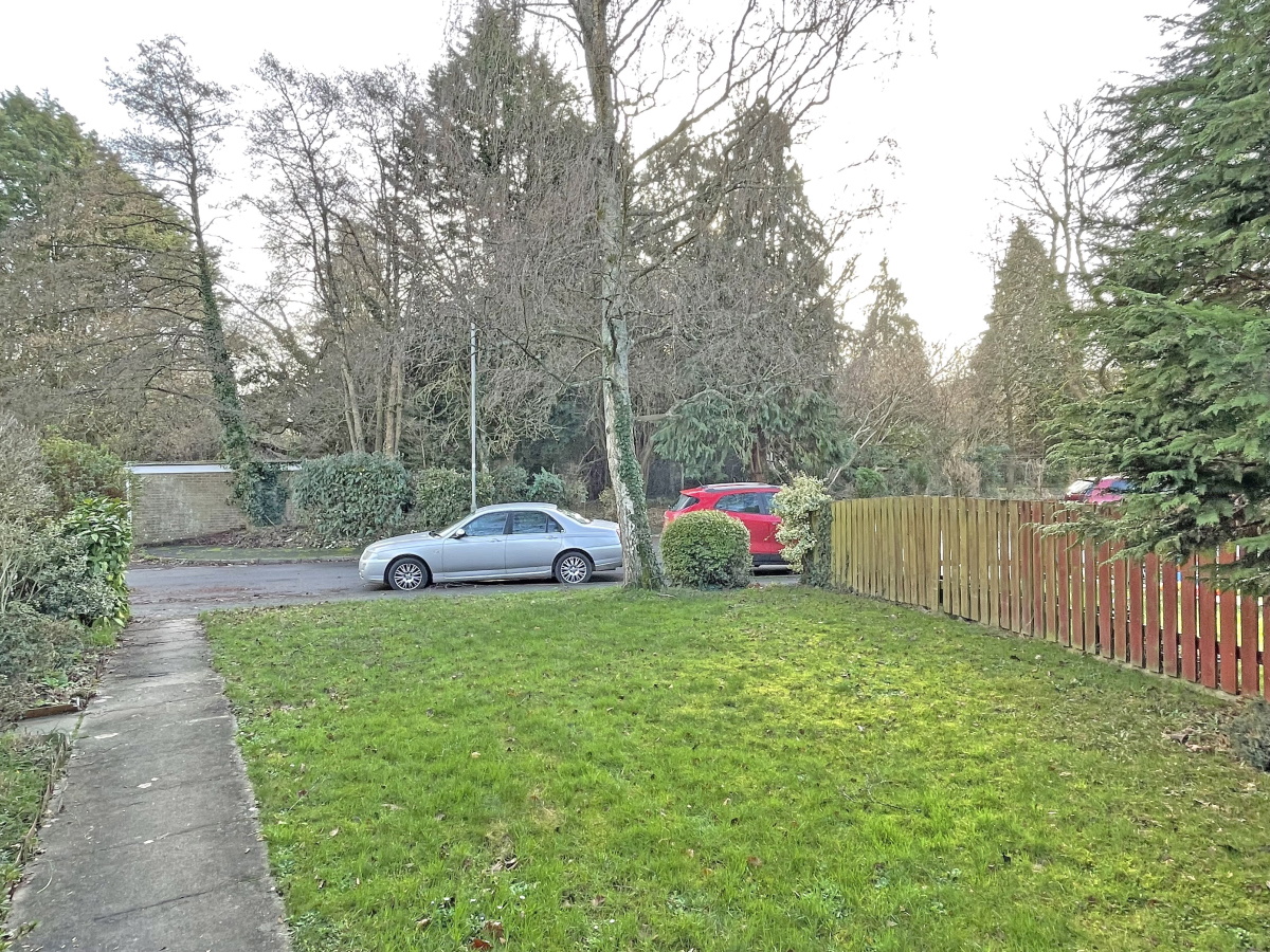 2 bedroom SemiDetached Bungalow for sale in Cullompton