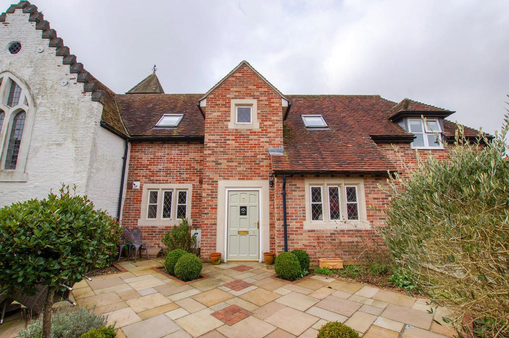 2 bedroom House for rent in Chichester