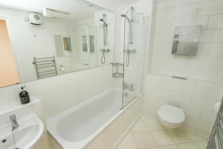 Media image 08