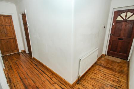 Media image 09