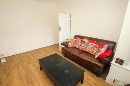 Media image 05