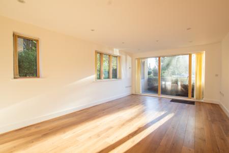 Sitting/Dining Room