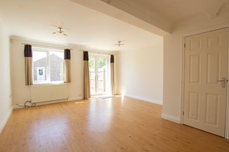 Sitting/Dining Room