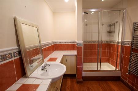 Ensuite.