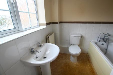 Family Bathroom.