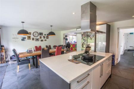 Kitchen/Living/Diner