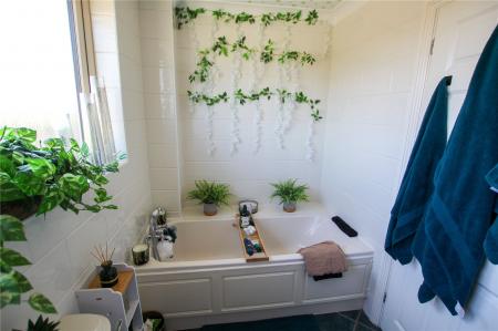 Ensuite Bathroom.