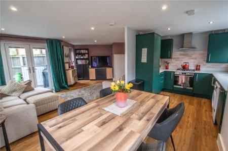 Living/Diner/Kitchen