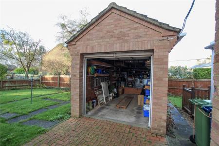 Detached Garage.
