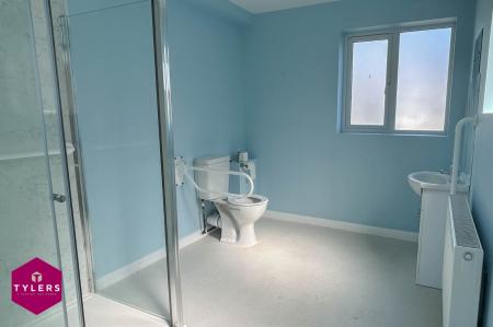 Shower Room.