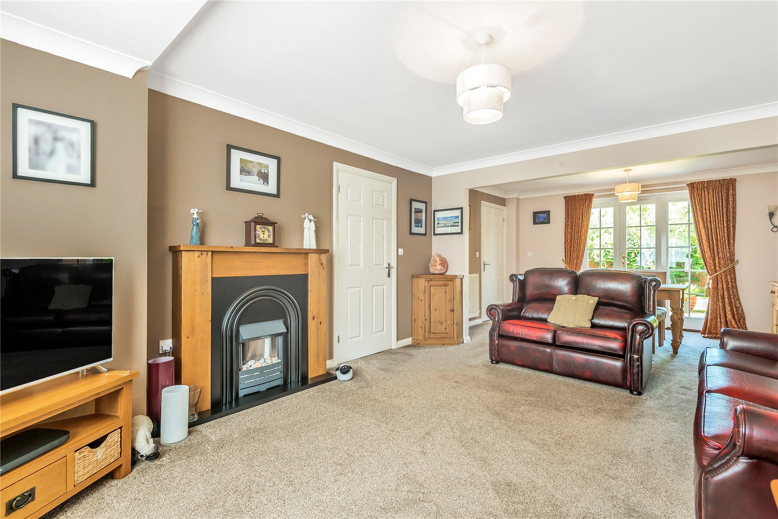 3 bedroom Detached House for sale in Bedfordshire