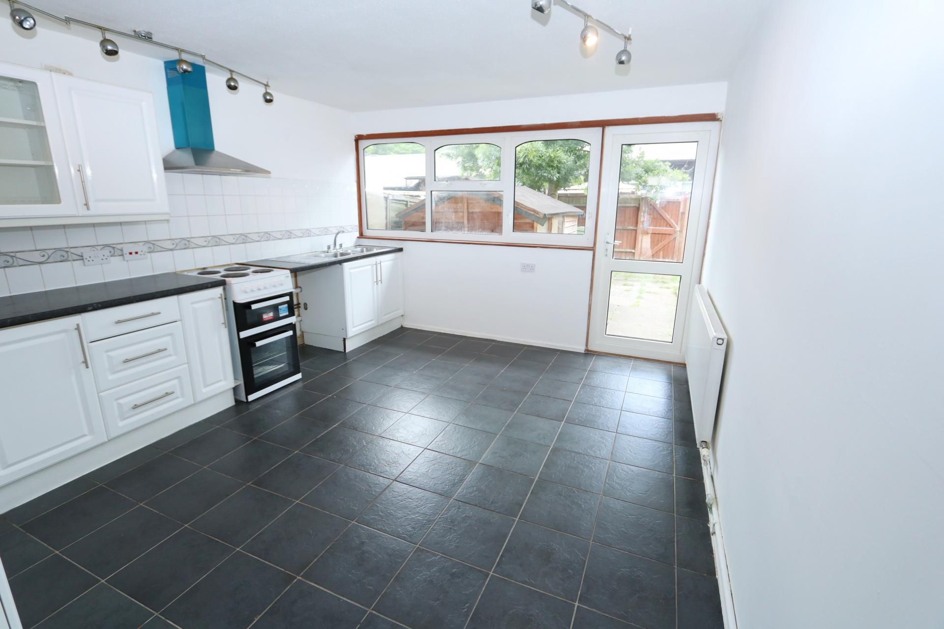 3 bedroom Terraced Bungalow for rent in Buckinghamshire