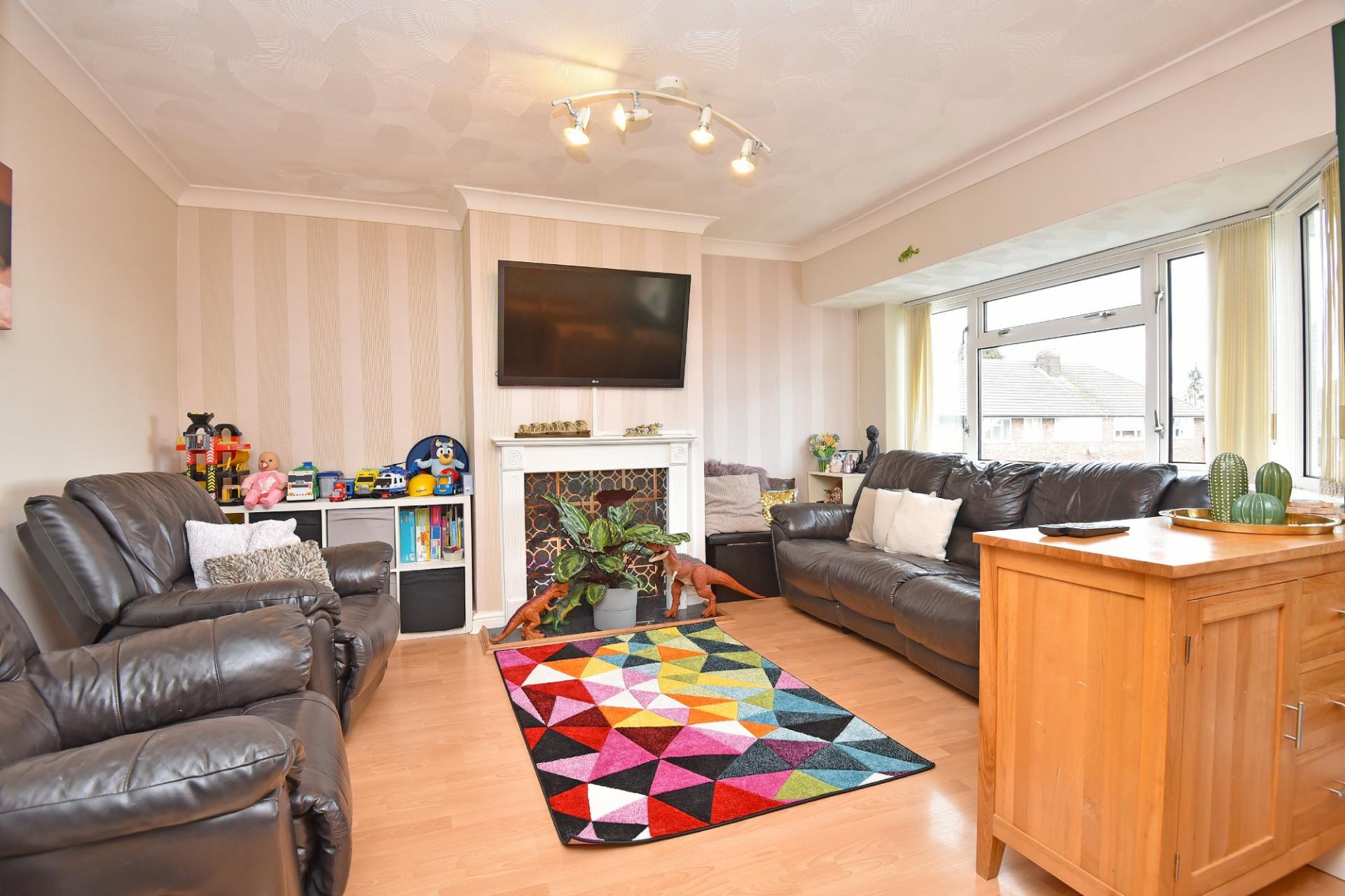 2 bedroom Ground Floor Flat for sale in Harrogate