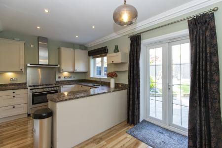 Dining Kitchen
