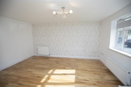 Open Plan Living / Kitchen