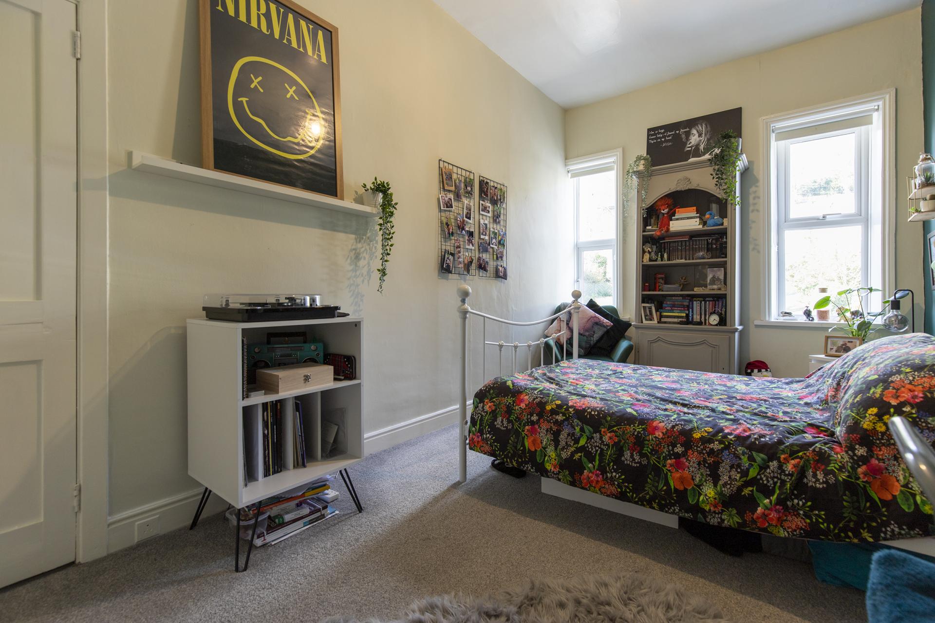 2 bedroom House for sale in Ripponden