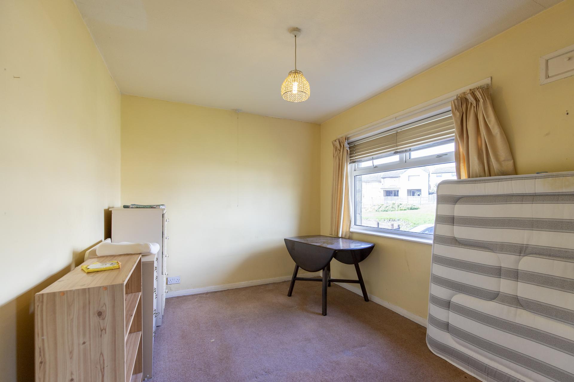 3 bedroom End of Terrace House for sale in Barkisland