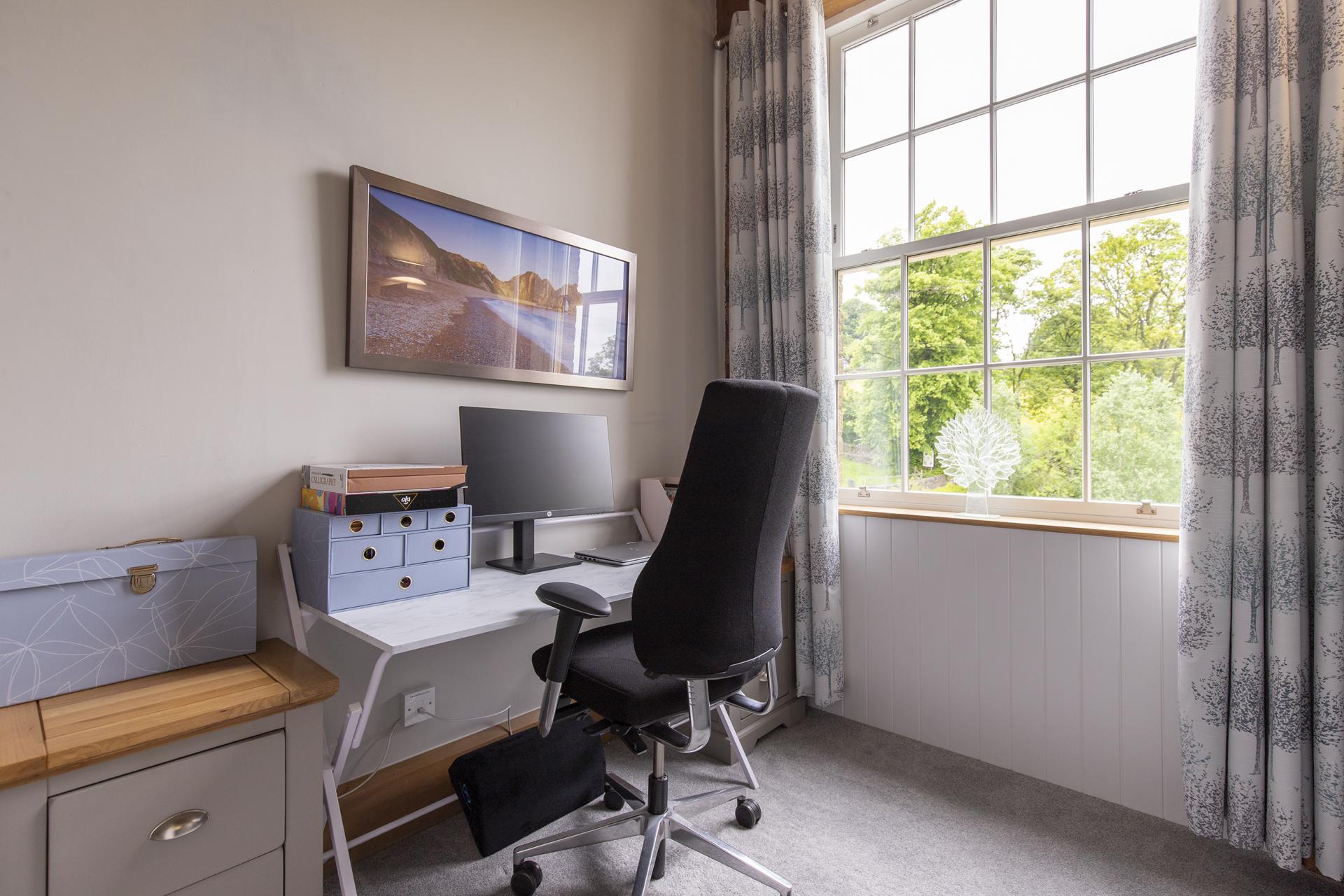 2 bedroom Apartment for sale in Barkisland